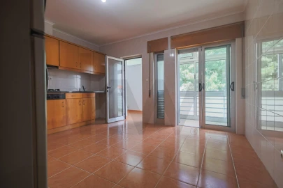 Apartamento T2 para Venda em Ponta Delgada (São Pedro)