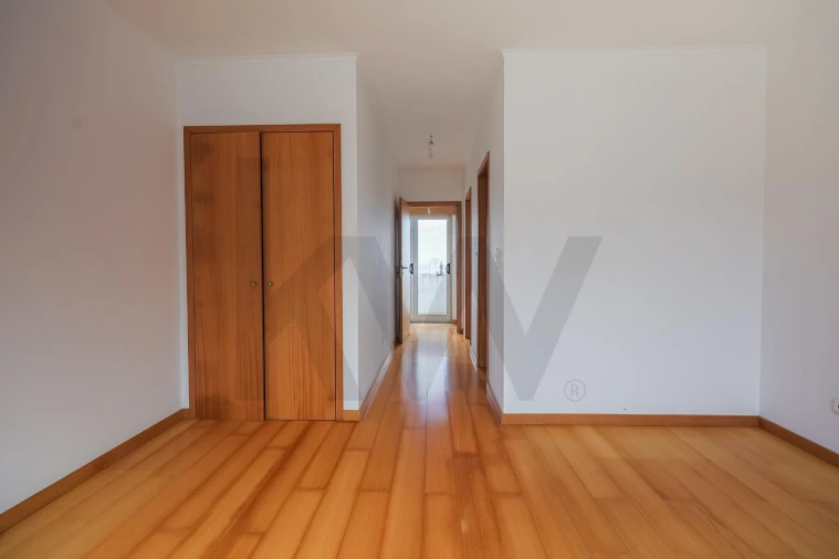 Apartamento T2 para Venda em Ponta Delgada (São Pedro) Foto 2