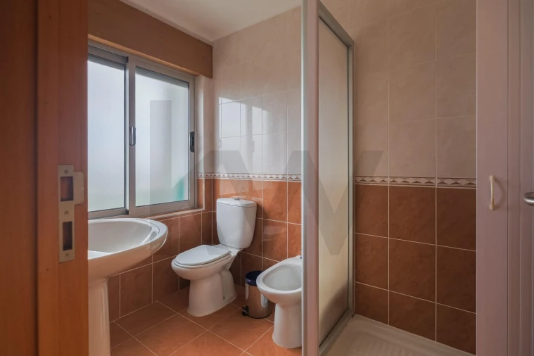 Apartamento T2 para Venda em Ponta Delgada (São Pedro) Foto 4