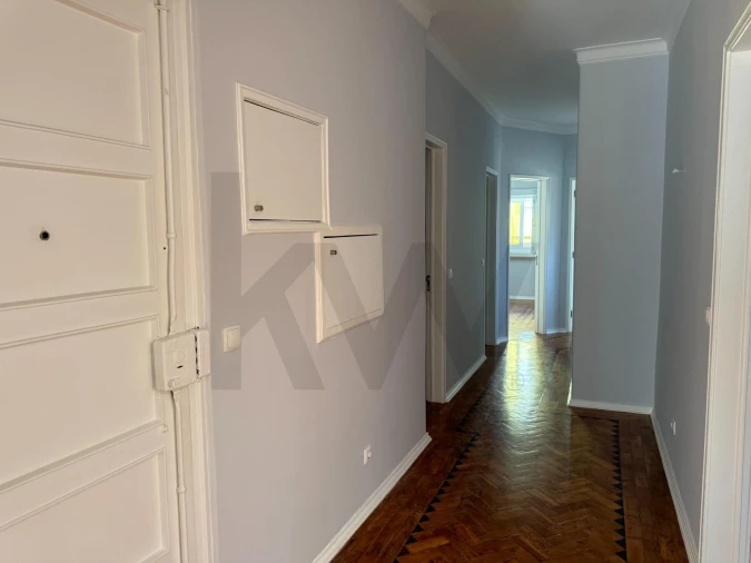 Apartamento T3 para Arrendamento em Algés, Linda-A-Velha e Cruz Quebrada-Dafundo Foto 7