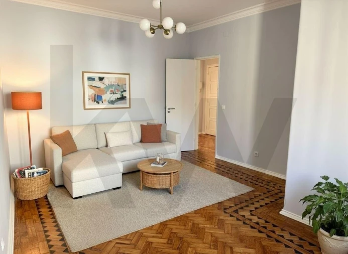 Apartamento T3 para Arrendamento em Algés, Linda-A-Velha e Cruz Quebrada-Dafundo Foto 14