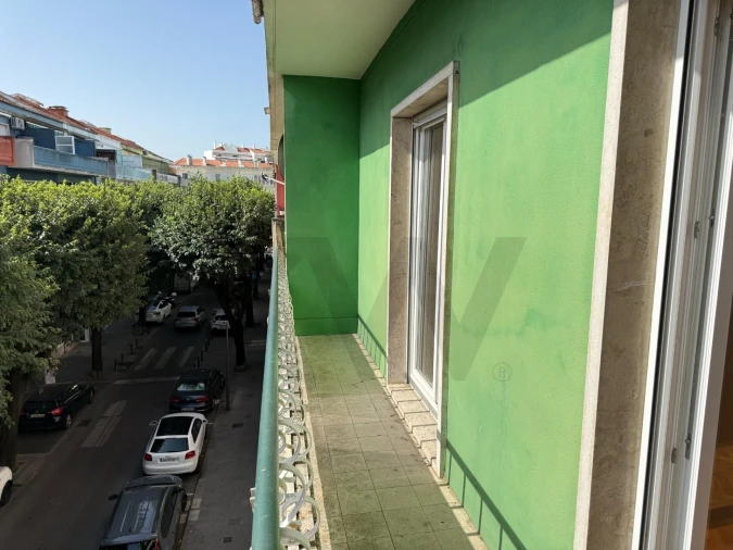 Apartamento T3 para Arrendamento em Algés, Linda-A-Velha e Cruz Quebrada-Dafundo Foto 3