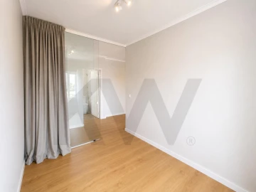 Apartamento T1 para Arrendamento em Carnide