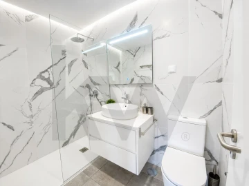 Apartamento T1 para Arrendamento em Carnide
