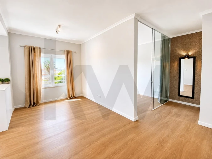 Apartamento T1 para Arrendamento em Carnide Foto 2
