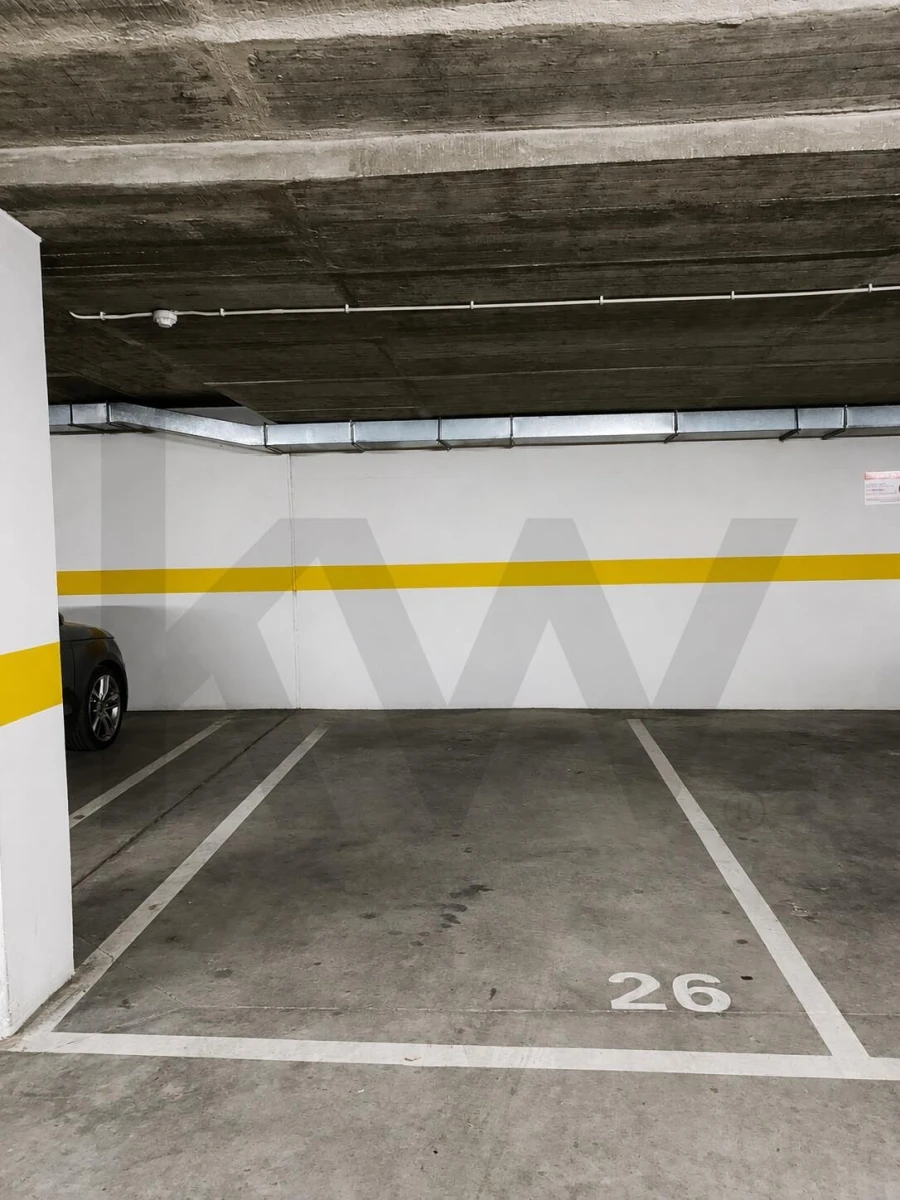 Apartamento T1 para Arrendamento em Carnide Foto 13