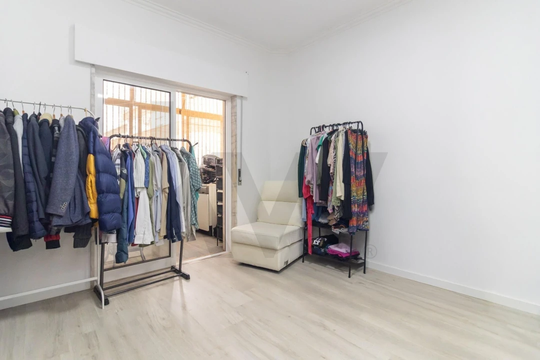 Apartamento T4 para Venda em Amora Foto 20
