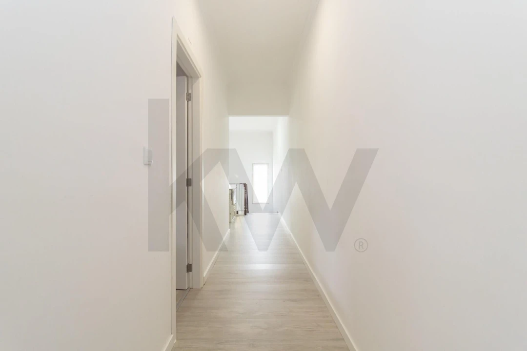 Apartamento T4 para Venda em Amora Foto 35