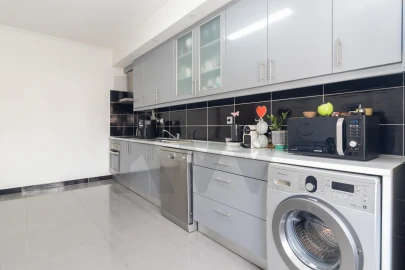 Apartamento T4 para Venda em Amora