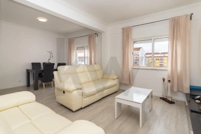 Apartamento T4 para Venda em Amora