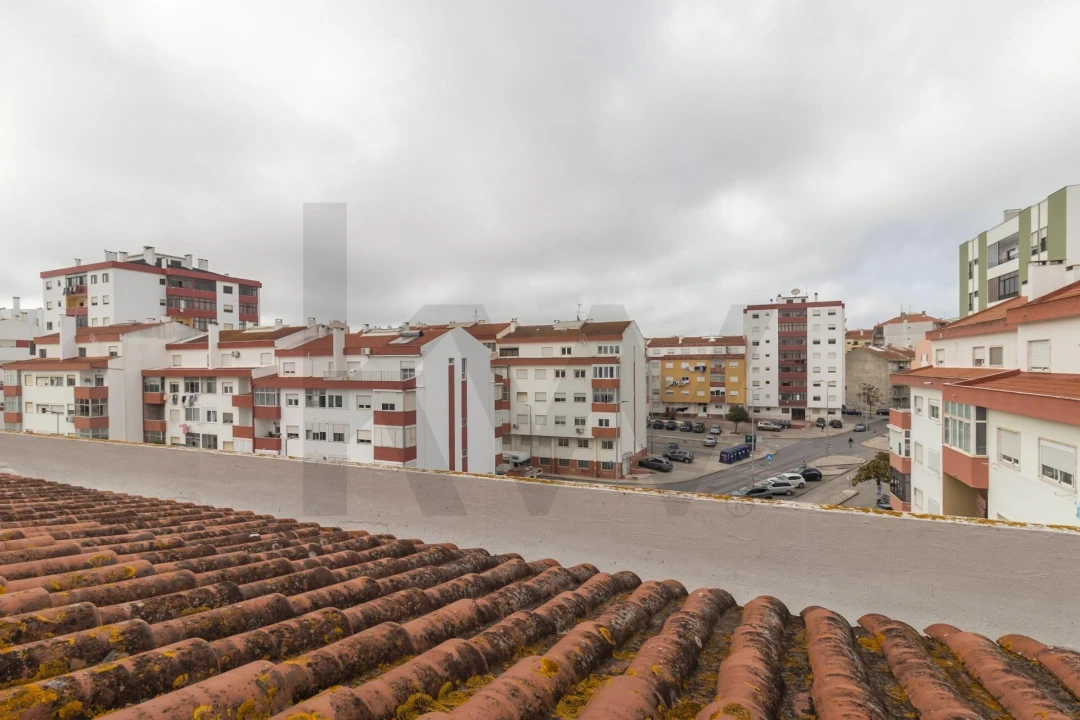 Apartamento T4 para Venda em Amora Foto 34