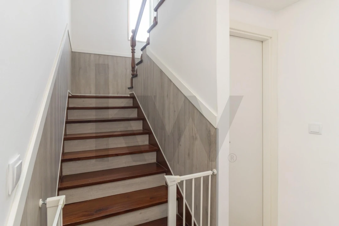 Apartamento T4 para Venda em Amora Foto 27