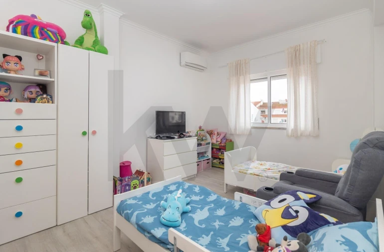 Apartamento T4 para Venda em Amora Foto 38