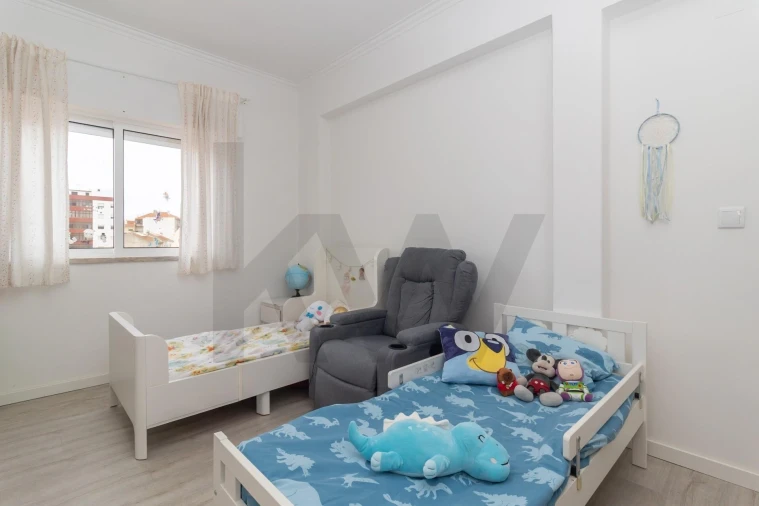 Apartamento T4 para Venda em Amora Foto 40