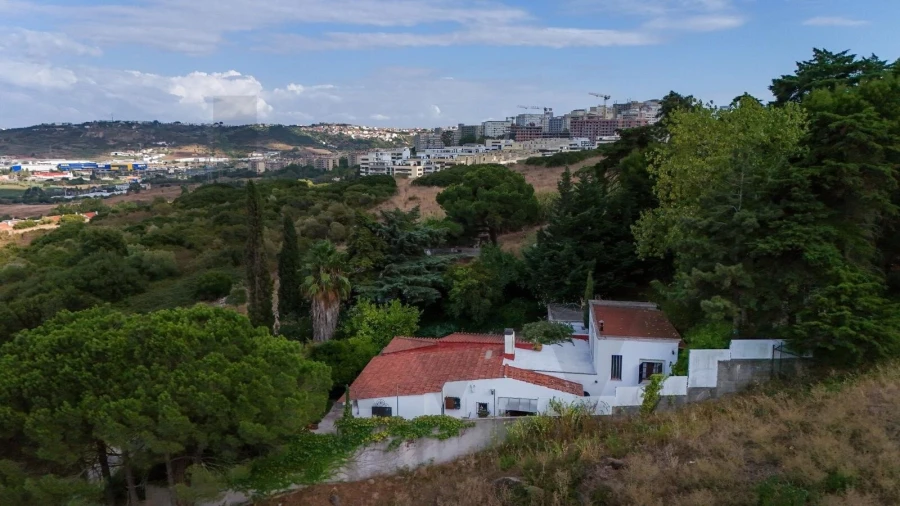 Moradia T3 para Venda em Loures Foto 52