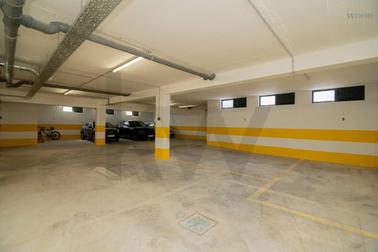 Apartamento T3 para Venda em Portimão Foto 42