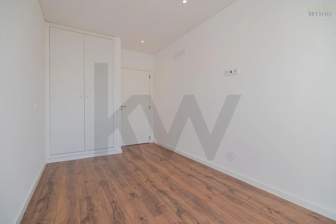 Apartamento T3 para Venda em Portimão Foto 48