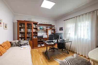 Moradia T4 para Venda em Póvoa de Santa Iria e Forte da Casa