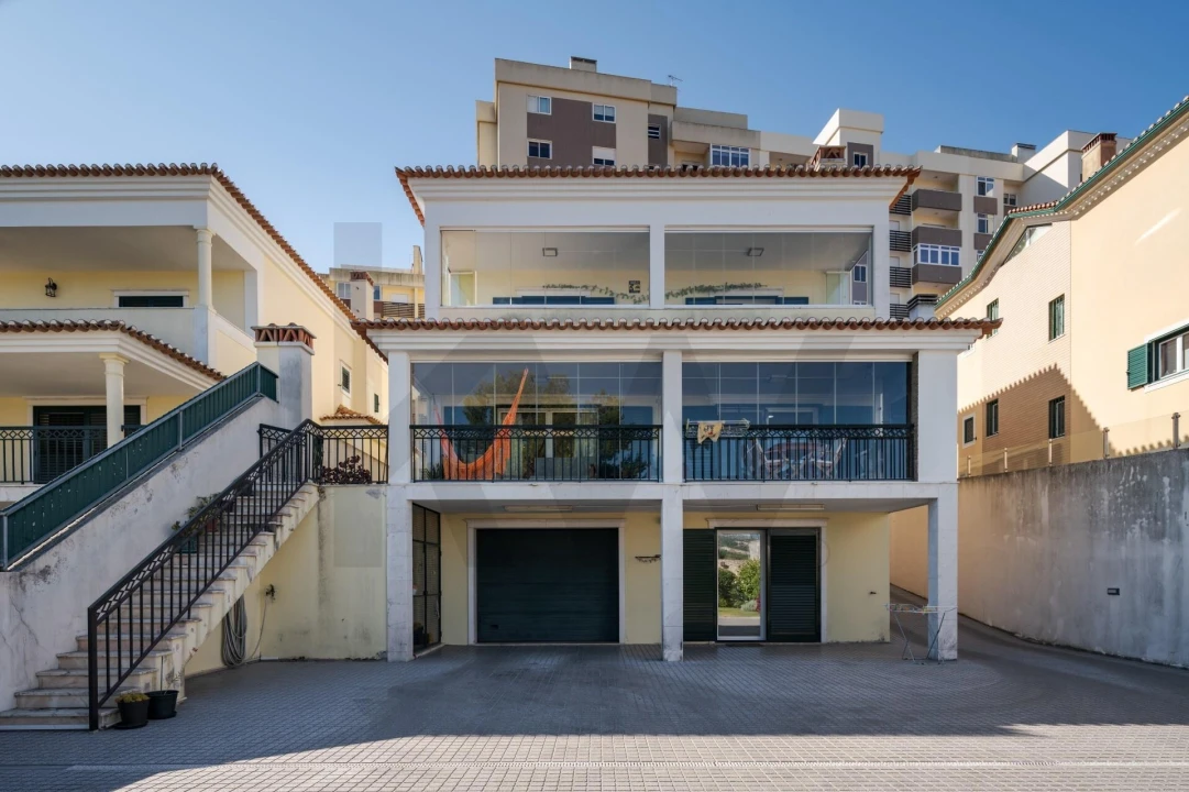 Moradia T4 para Venda em Póvoa de Santa Iria e Forte da Casa Foto 8