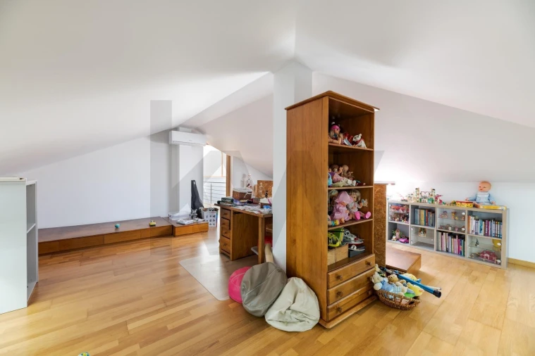 Moradia T4 para Venda em Póvoa de Santa Iria e Forte da Casa Foto 55