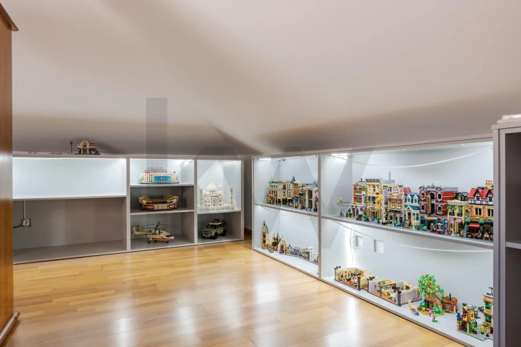 Moradia T4 para Venda em Póvoa de Santa Iria e Forte da Casa Foto 56