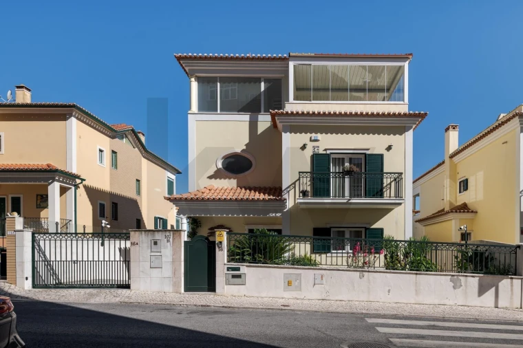 Moradia T4 para Venda em Póvoa de Santa Iria e Forte da Casa Foto 2