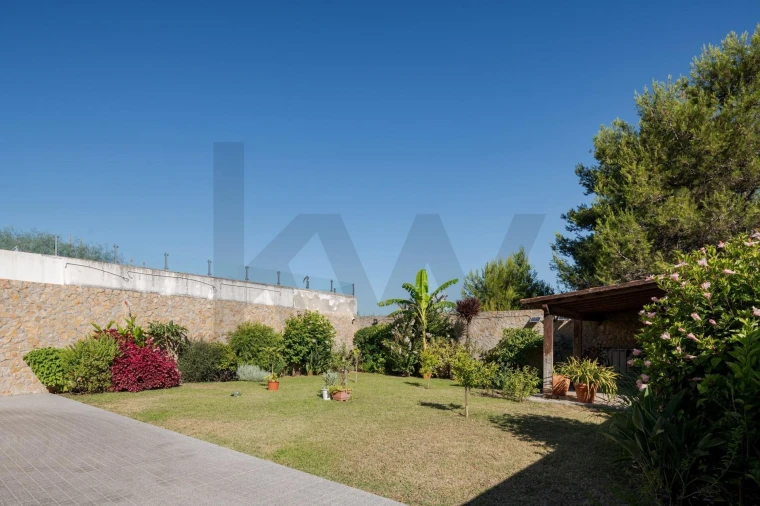 Moradia T4 para Venda em Póvoa de Santa Iria e Forte da Casa Foto 10