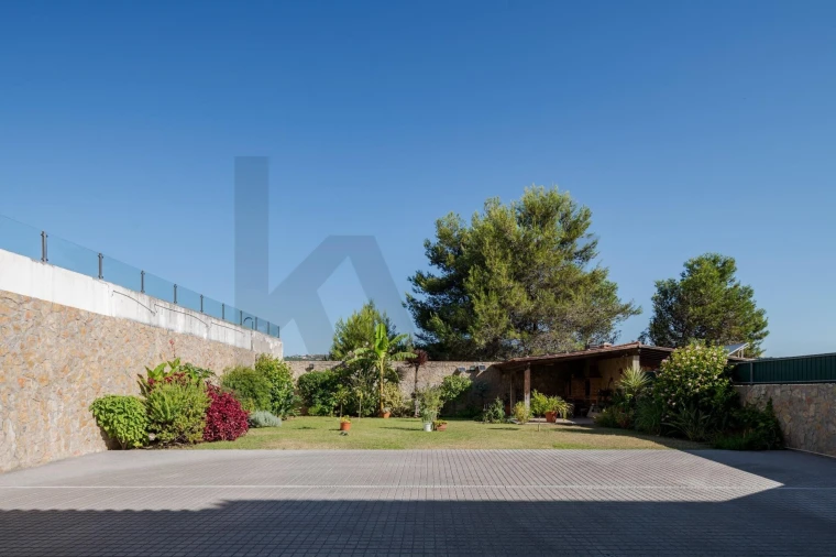 Moradia T4 para Venda em Póvoa de Santa Iria e Forte da Casa Foto 9