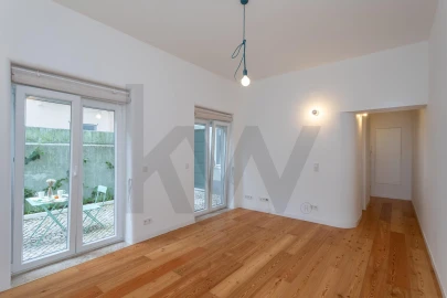 Apartamento T1 para Arrendamento em Campo de Ourique