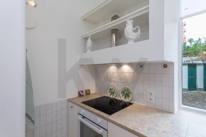Apartamento T1 para Arrendamento em Campo de Ourique