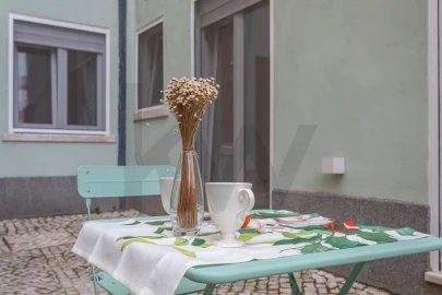 Apartamento T1 para Arrendamento em Campo de Ourique