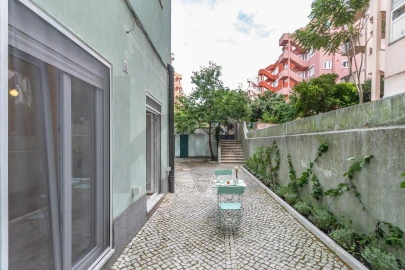 Apartamento T1 para Arrendamento em Campo de Ourique