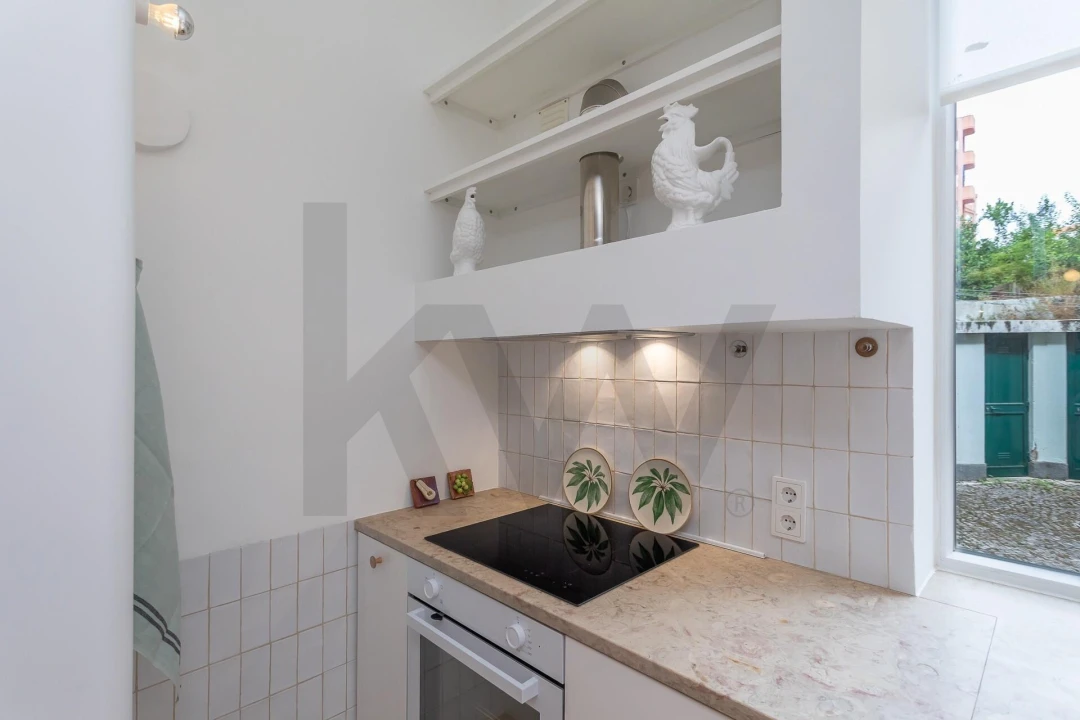 Apartamento T1 para Arrendamento em Campo de Ourique Foto 14
