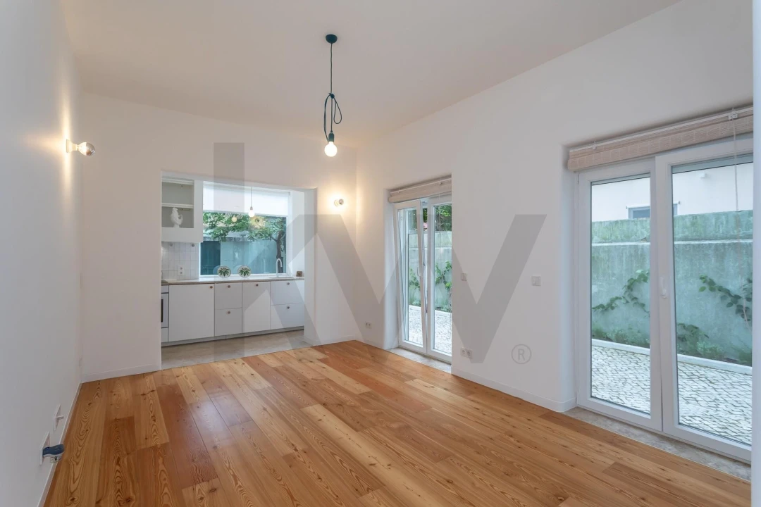 Apartamento T1 para Arrendamento em Campo de Ourique Foto 3