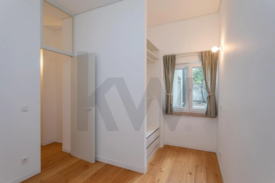 Apartamento T1 para Arrendamento em Campo de Ourique Foto 37