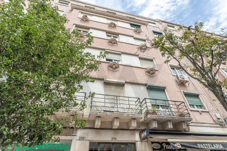 Apartamento T1 para Arrendamento em Campo de Ourique Foto 42