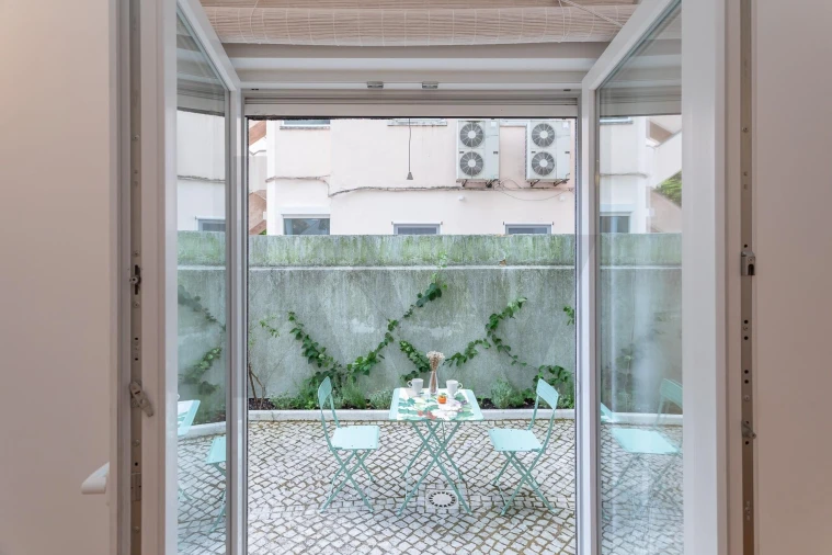 Apartamento T1 para Arrendamento em Campo de Ourique Foto 15