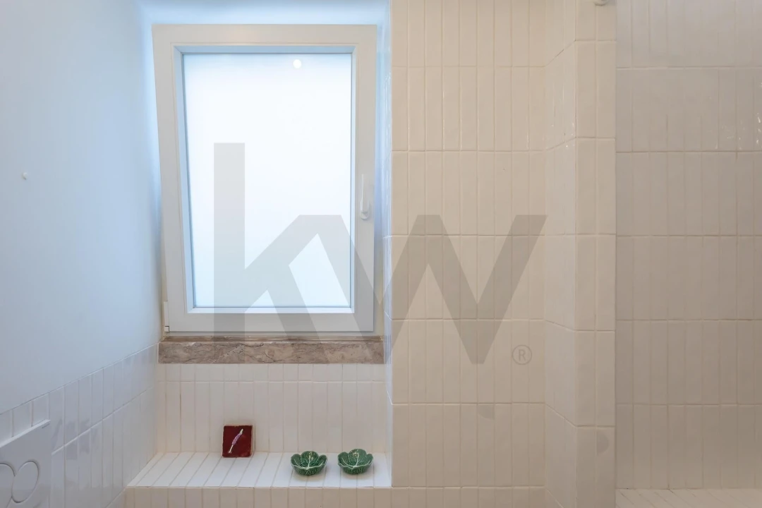 Apartamento T1 para Arrendamento em Campo de Ourique Foto 34