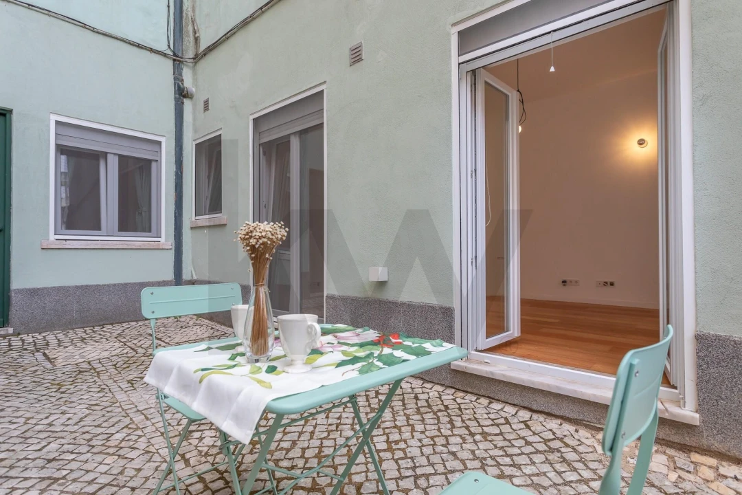 Apartamento T1 para Arrendamento em Campo de Ourique Foto 21