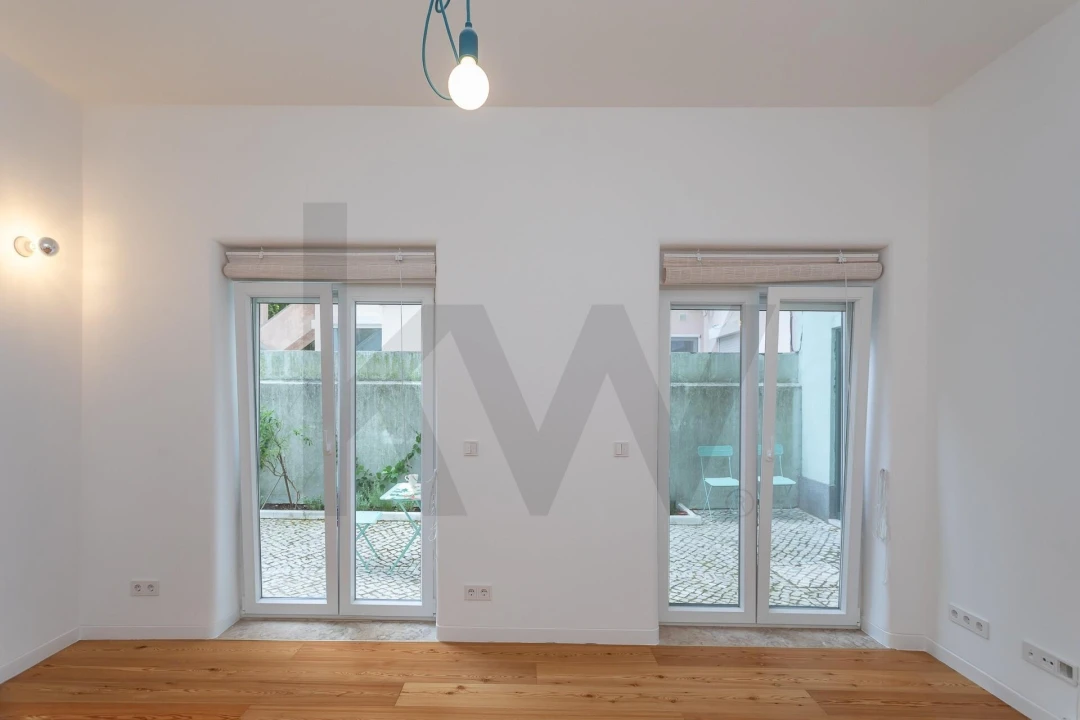 Apartamento T1 para Arrendamento em Campo de Ourique Foto 6