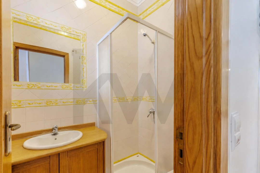 Apartamento T1 para Venda em Arroios Foto 18
