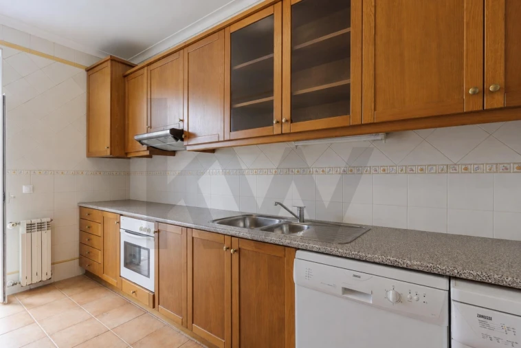 Apartamento T1 para Venda em Arroios Foto 7