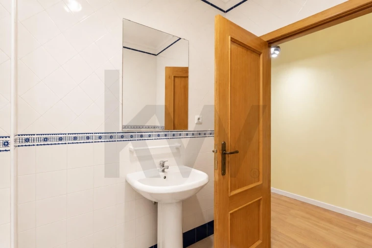 Apartamento T1 para Venda em Arroios Foto 10