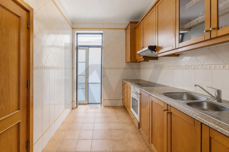 Apartamento T1 para Venda em Arroios Foto 6