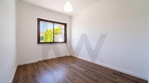 Apartamento T2 para Venda em Queluz e Belas