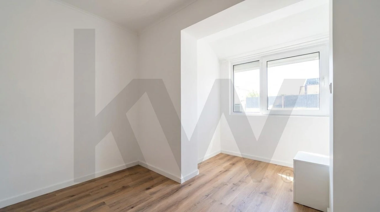 Apartamento T2 para Venda em Queluz e Belas Foto 7