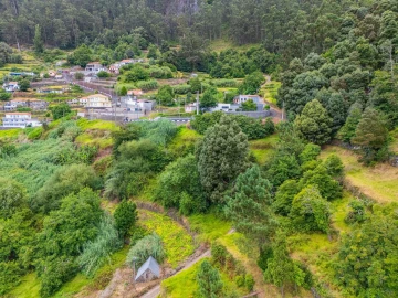 Terreno para Venda em Arco da Calheta