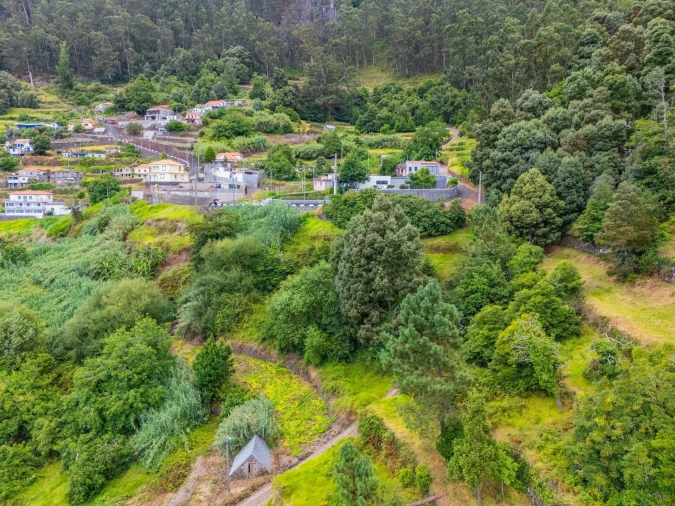 Terreno para Venda em Arco da Calheta Foto 12