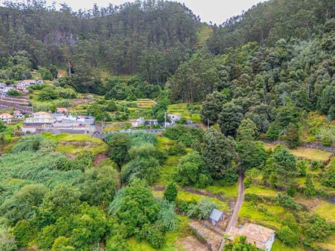 Terreno para Venda em Arco da Calheta Foto 13