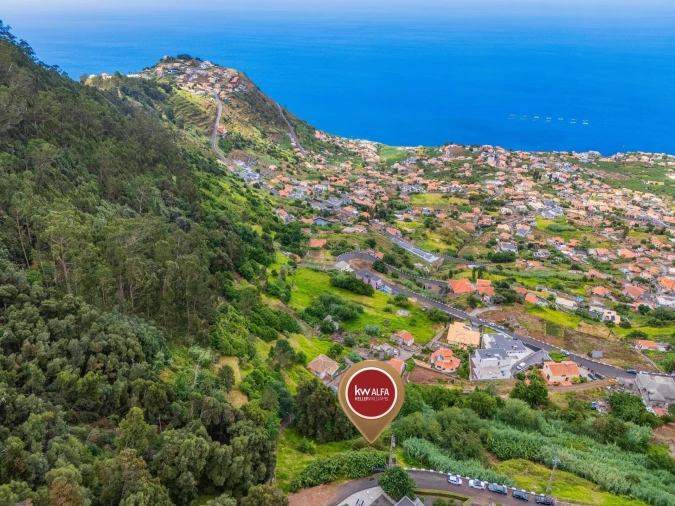Terreno para Venda em Arco da Calheta Foto 5